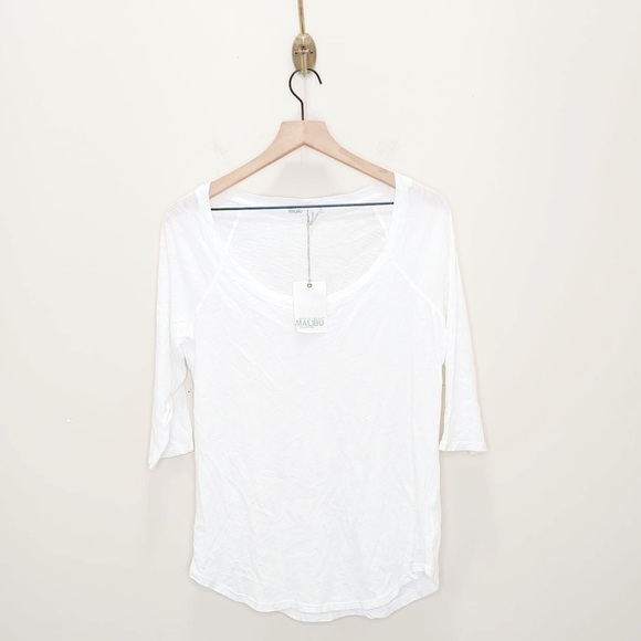 Barefoot Dreams Women’s 3/4 sleeve raglan tee NWT - Picture 2 of 6